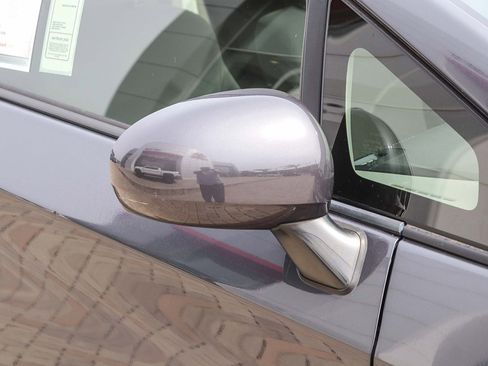 Used 2013 Toyota Prius Two image 7