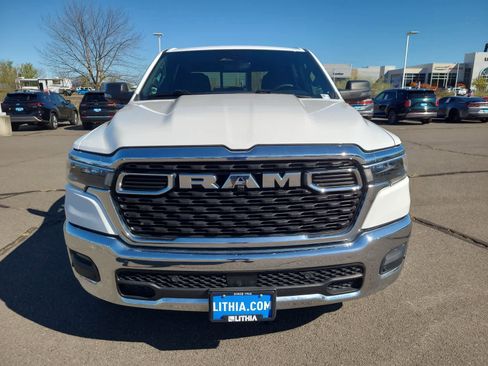 Used 2025 RAM 1500 Big Horn AWD/4WD image 14