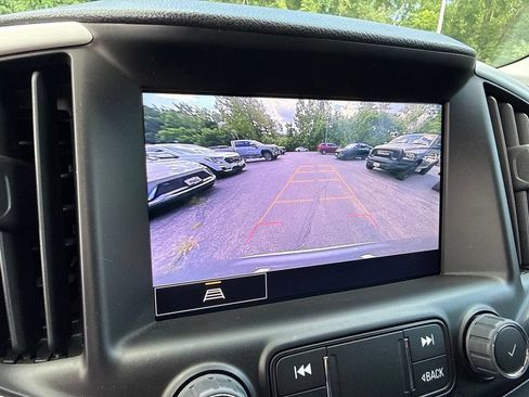 Used 2023 GMC Terrain SLT w/ LPO, Floor Liner Package AWD/4WD image 30