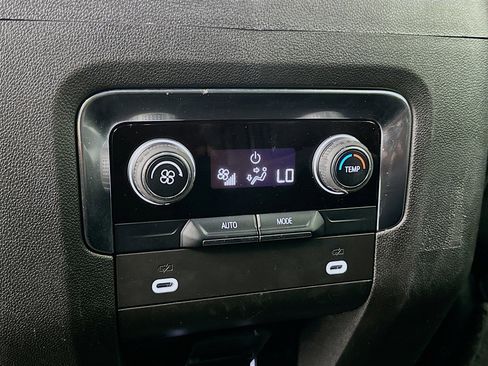 Used 2024 Chevrolet Tahoe LT image 27