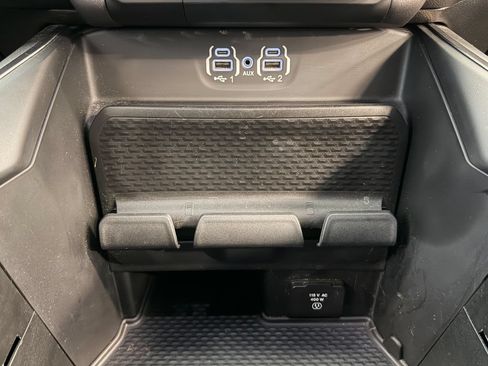 Used 2020 RAM 1500 Sport w/ Level 2 Equipment Goup w/2_L AWD/4WD image 24