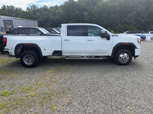 Used 2023 GMC Sierra 3500 Denali AWD/4WD image 18