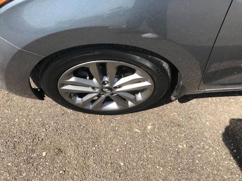 Used 2016 Hyundai Elantra GT w/ Option Group 03 image 21