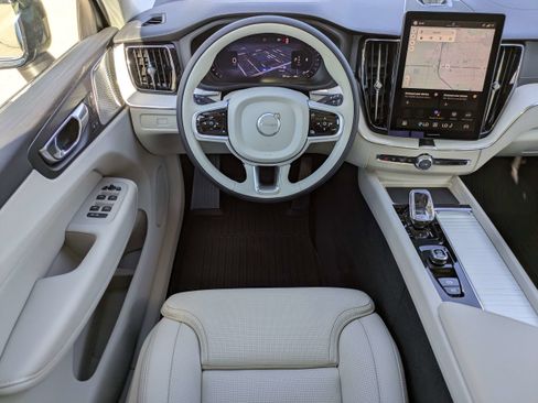 New 2026 Volvo XC60 B5 Ultra w/ Protection Package Premier image 17