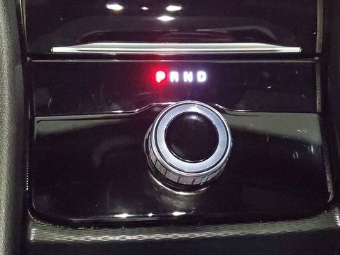 Used 2025 Jeep Grand Cherokee Altitude image 25