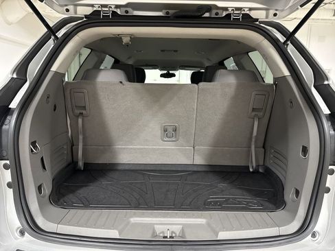 Used 2016 Chevrolet Traverse LS FWD image 24