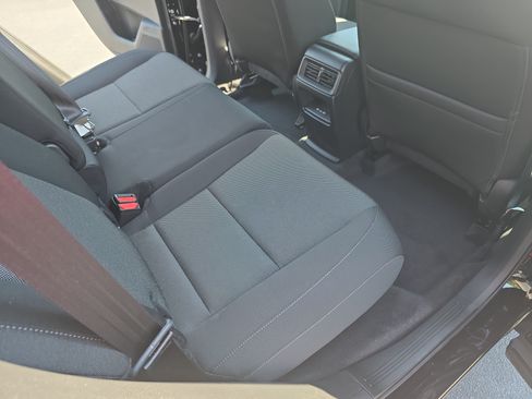 Used 2024 Honda CR-V EX image 11