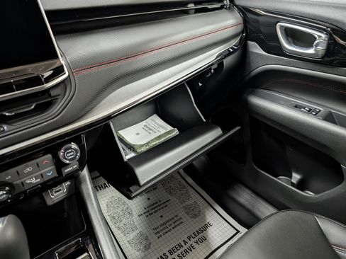 New 2026 Jeep Compass Trailhawk image 21