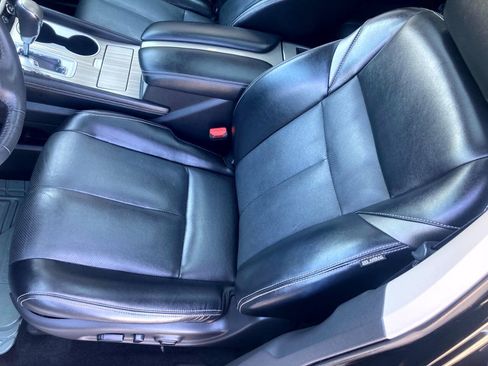 Used 2017 Nissan Murano Platinum w/ Platinum Technology Package AWD/4WD image 10