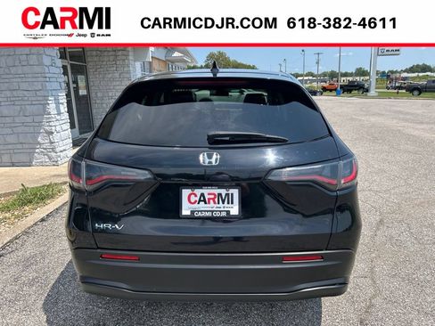 Used 2023 Honda HR-V LX image 5