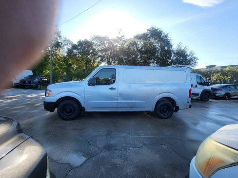 Used 2020 Nissan NV 2500 S RWD image 9