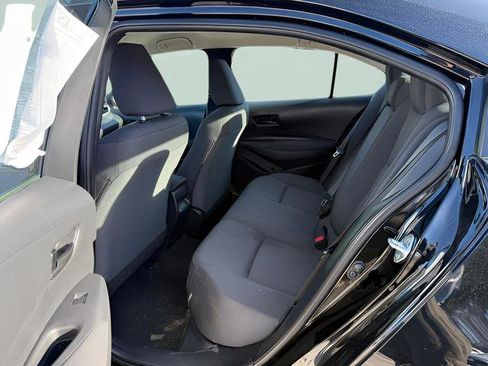 Used 2023 Toyota Corolla LE FWD image 5