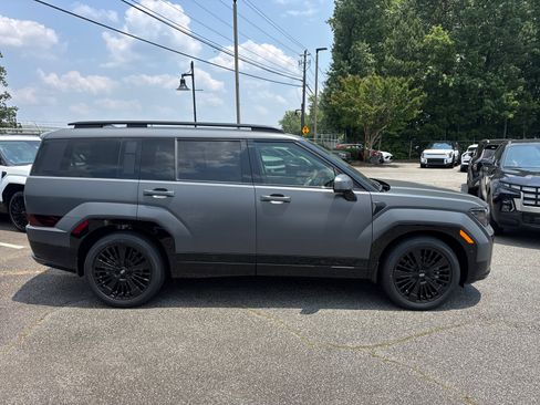 New 2025 Hyundai Santa Fe Calligraphy image 4