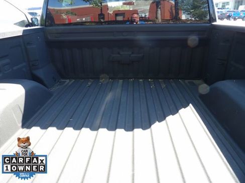 Used 2022 Chevrolet Silverado 1500 Custom image 17