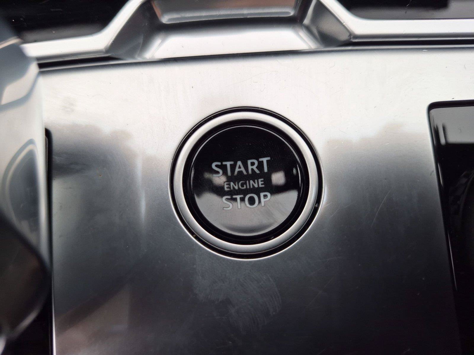 Used 2023 Land Rover Range Rover Autobiography AWD/4WD image 30