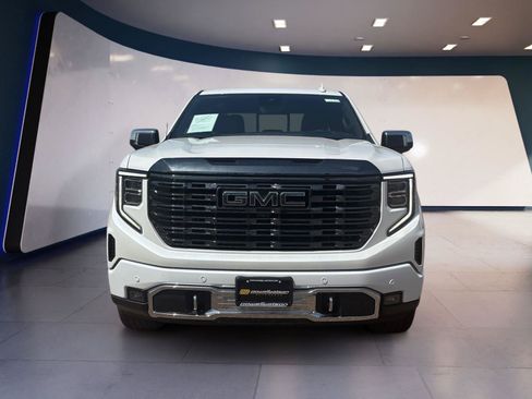 Used 2023 GMC Sierra 1500 Denali Ultimate AWD/4WD image 8