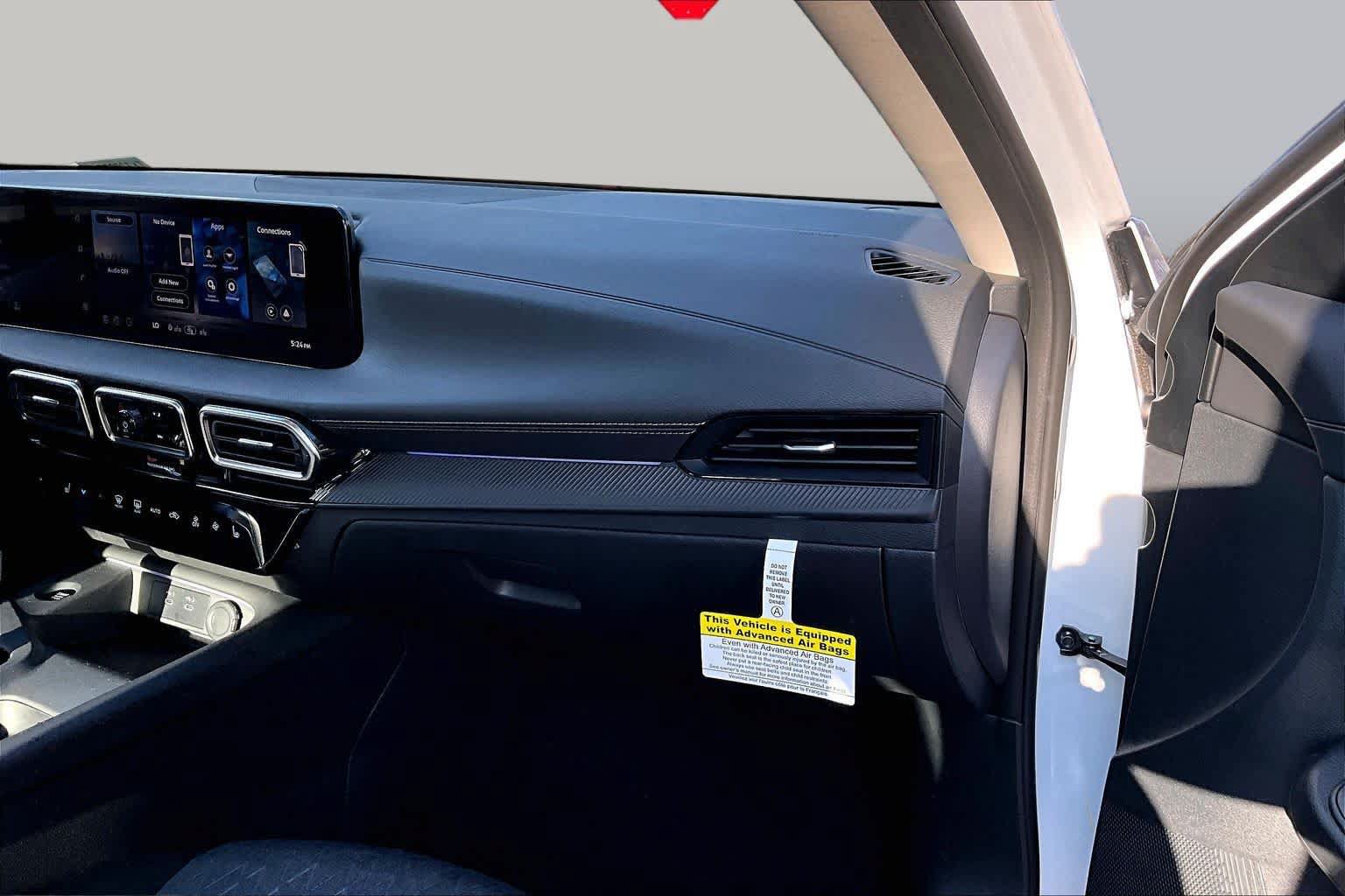 Certified 2026 Nissan Sentra SV w/ SV Convenience Package FWD image 18