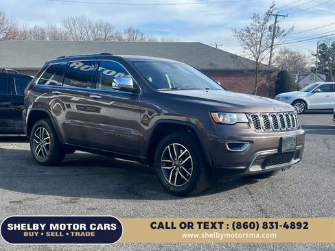 Used 2021 Jeep Grand Cherokee Limited image 4