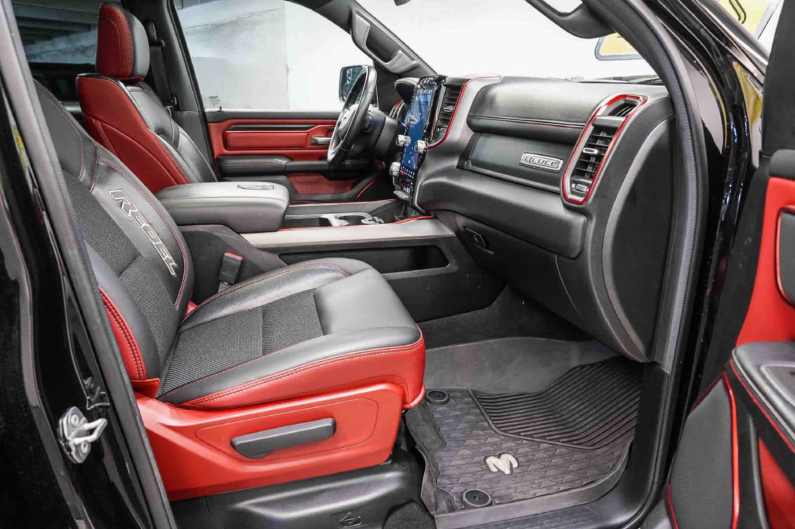 Used 2023 RAM 1500 Rebel w/ Rebel Level 2 Equipment Group AWD/4WD image 17
