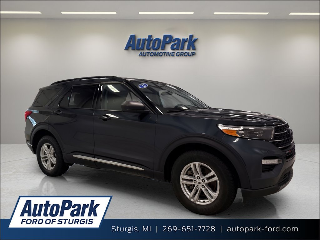 Used 2023 Ford Explorer XLT w/ Equipment Group 202A AWD/4WD image 1