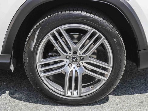 Certified 2024 Mercedes-Benz GLS 450 4MATIC image 12