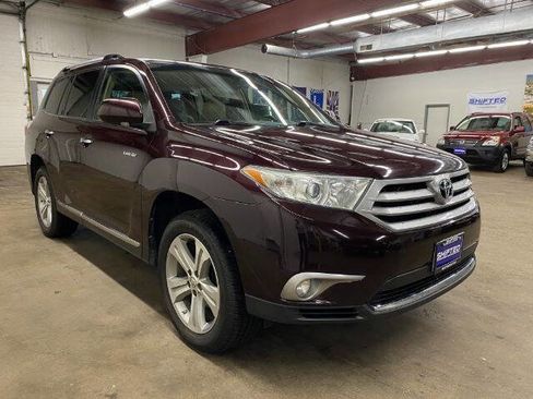 Used 2013 Toyota Highlander Limited image 6