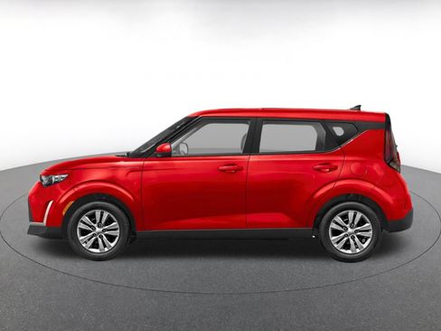 Used 2025 Kia Soul LX w/ LX Technology Package FWD image 3
