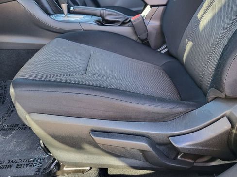 Used 2021 Subaru Crosstrek 2.0i image 14