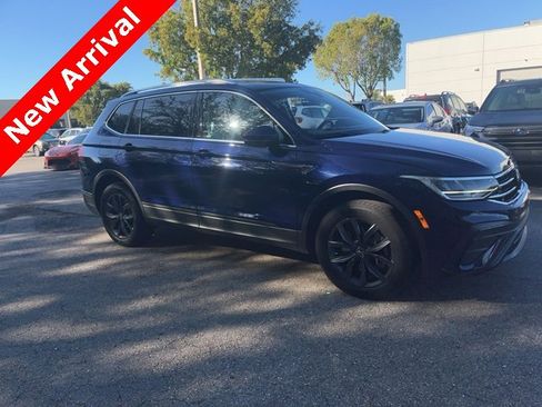 Used 2022 Volkswagen Tiguan SE image 6