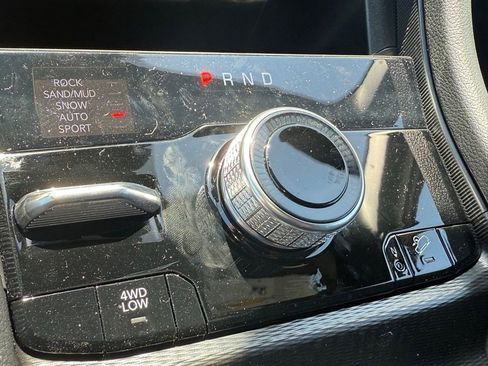 New 2025 Jeep Grand Cherokee Limited 4xe image 27