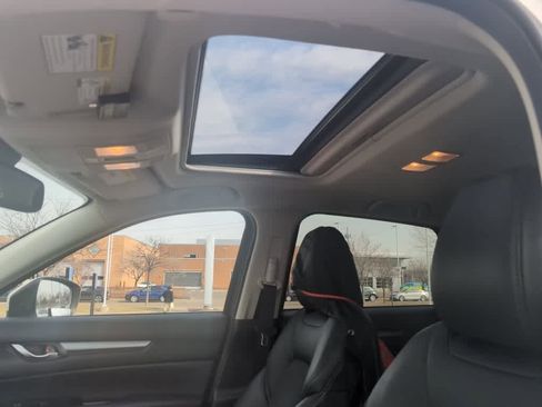 Used 2019 MAZDA CX-5 Touring image 7