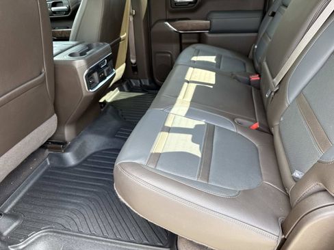 Used 2020 GMC Sierra 1500 Denali w/ Denali Ultimate Package AWD/4WD image 12