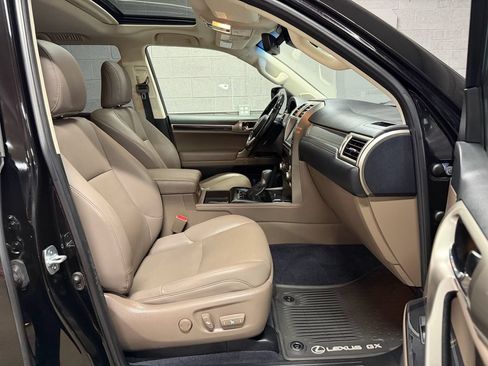 Used 2020 Lexus GX 460 Premium AWD/4WD image 31