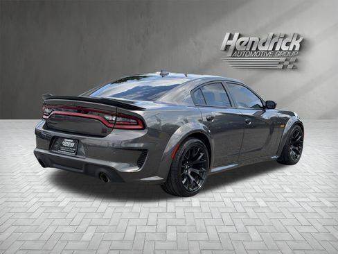 Used 2022 Dodge Charger Scat Pack RWD image 10