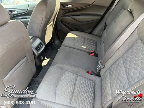 Used 2019 Chevrolet Equinox LT AWD/4WD image 17