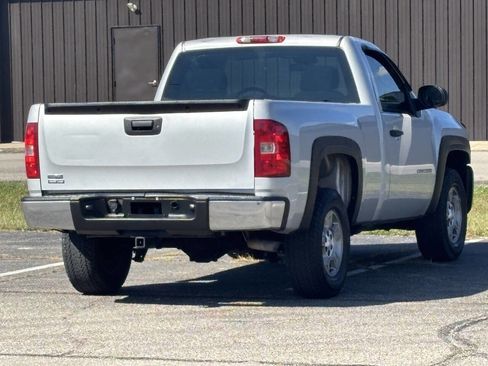 Used 2010 Chevrolet Silverado 1500 W/T image 5