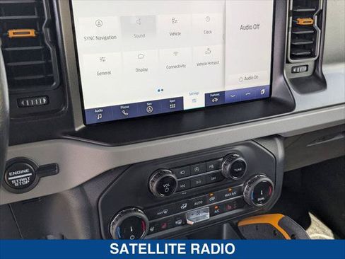 Used 2022 Ford Bronco Badlands AWD/4WD image 17