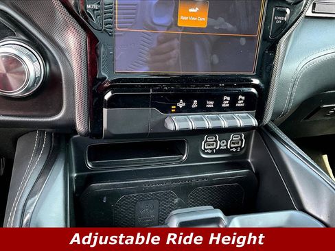 Used 2022 RAM 1500 Limited AWD/4WD image 16
