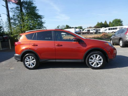 Used 2015 Toyota RAV4 Limited image 4