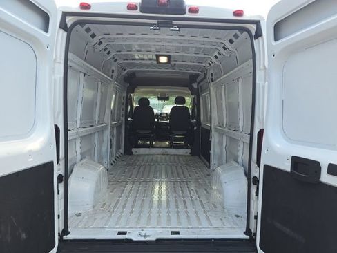 Used 2026 RAM ProMaster 2500 w/ Convenience Group FWD image 22
