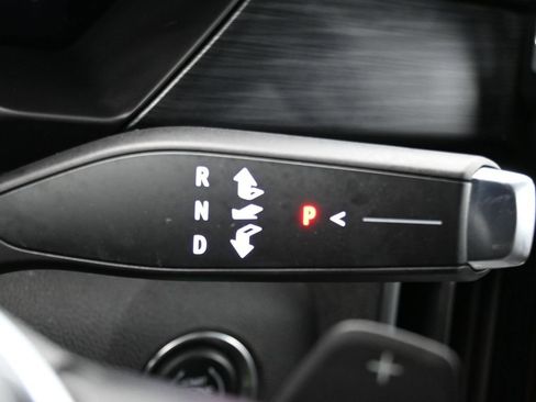 Used 2025 GMC Acadia Elevation FWD image 22