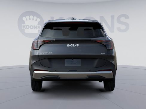 New 2026 Kia Sportage LX image 7