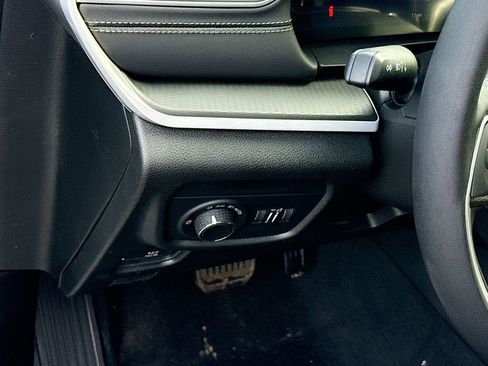 New 2026 Jeep Grand Cherokee Laredo X RWD image 10