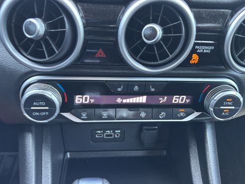 Used 2022 Nissan Sentra SV w/ All-Weather Package FWD image 25