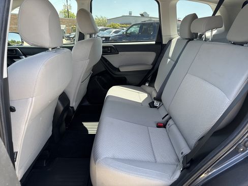 Used 2018 Subaru Forester 2.5i w/ Alloy Wheel Package AWD/4WD image 26