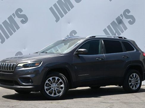 Used 2019 Jeep Cherokee Latitude Plus FWD image 1
