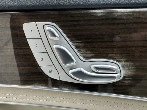 Used 2015 Mercedes-Benz C 300 4MATIC Sedan image 39