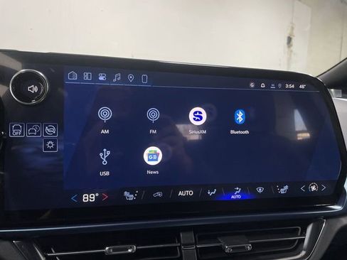 Used 2026 Chevrolet Equinox EV LT w/ LPO, All-Weather Mat Package FWD image 16