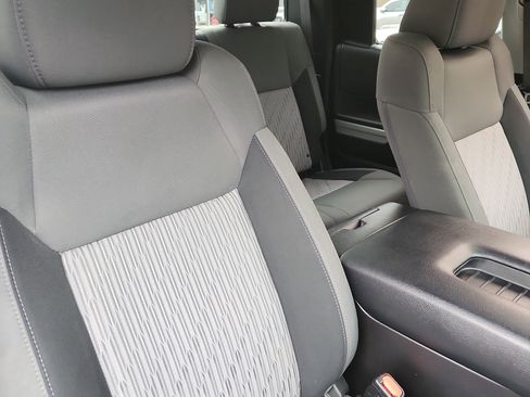 Used 2014 Toyota Tundra SR5 image 15