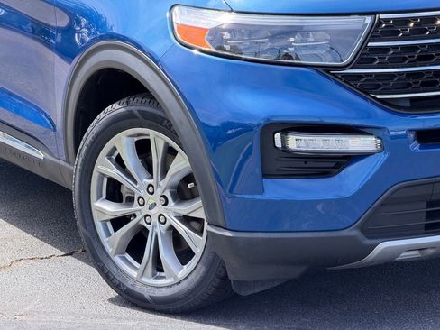 Certified 2023 Ford Explorer XLT w/ Equipment Group 202A RWD image 10
